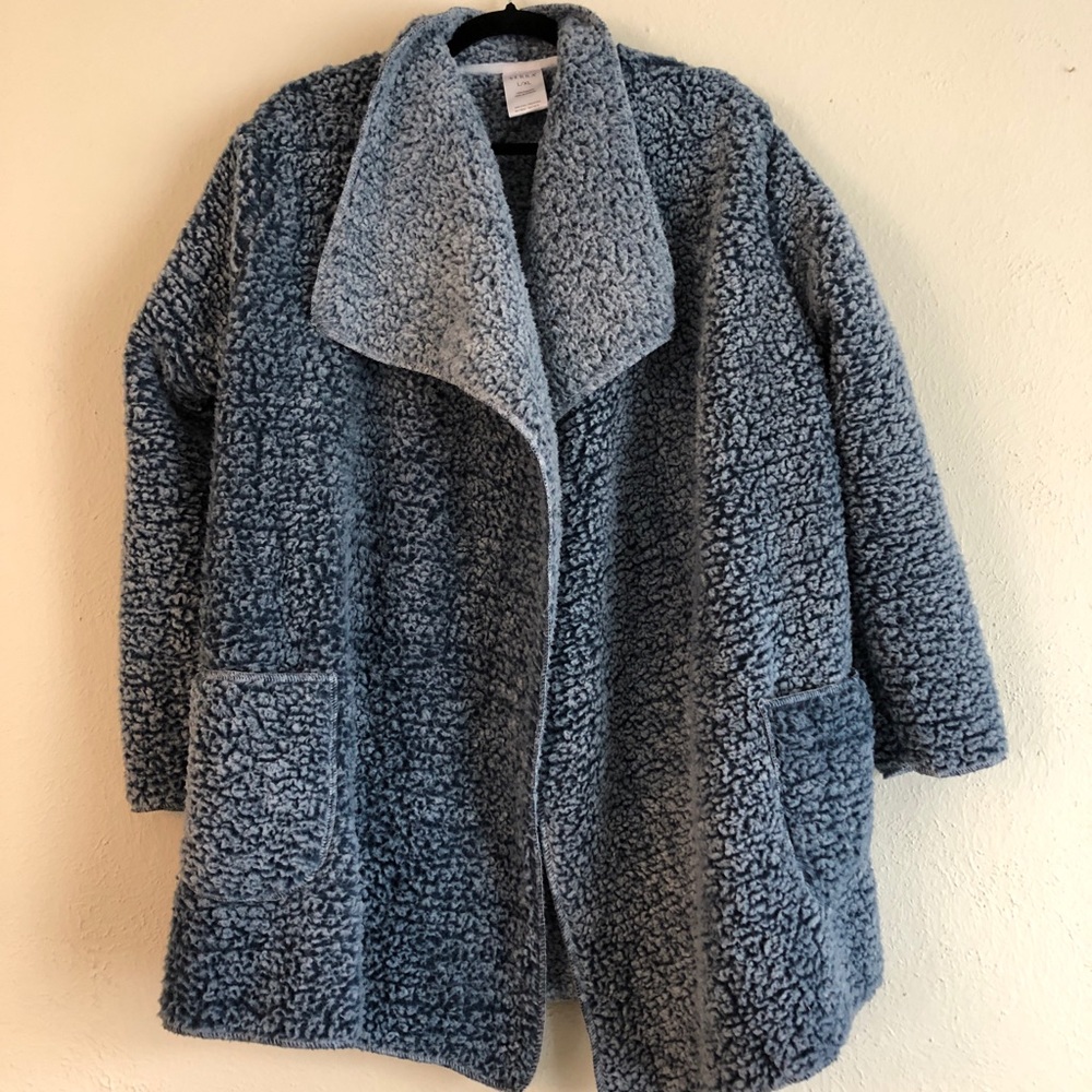 Super comfy/cozy blue lounge wrap